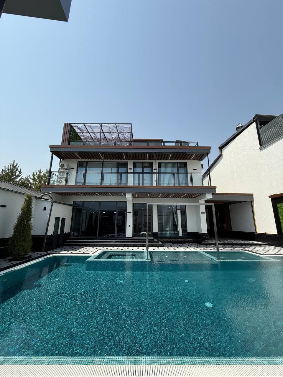 Elegant_Villa
