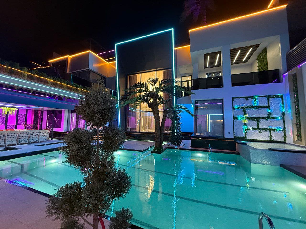 BVLGARI HILLS