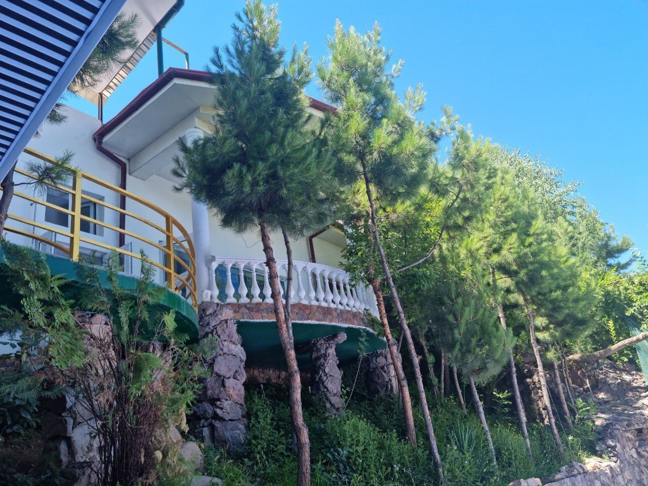 Dacha 777 2