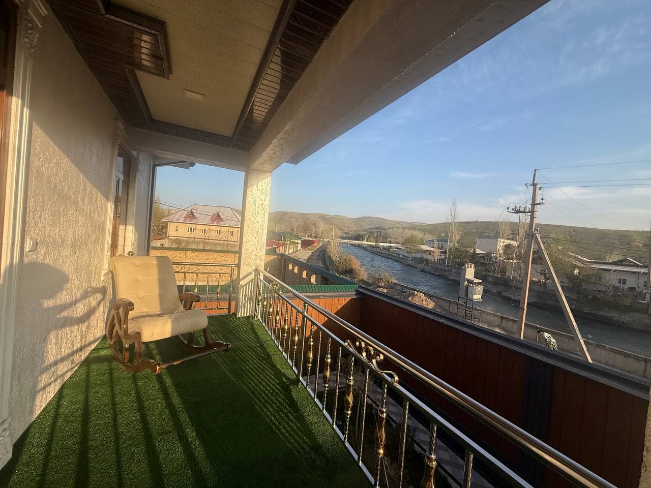 River Villa 3