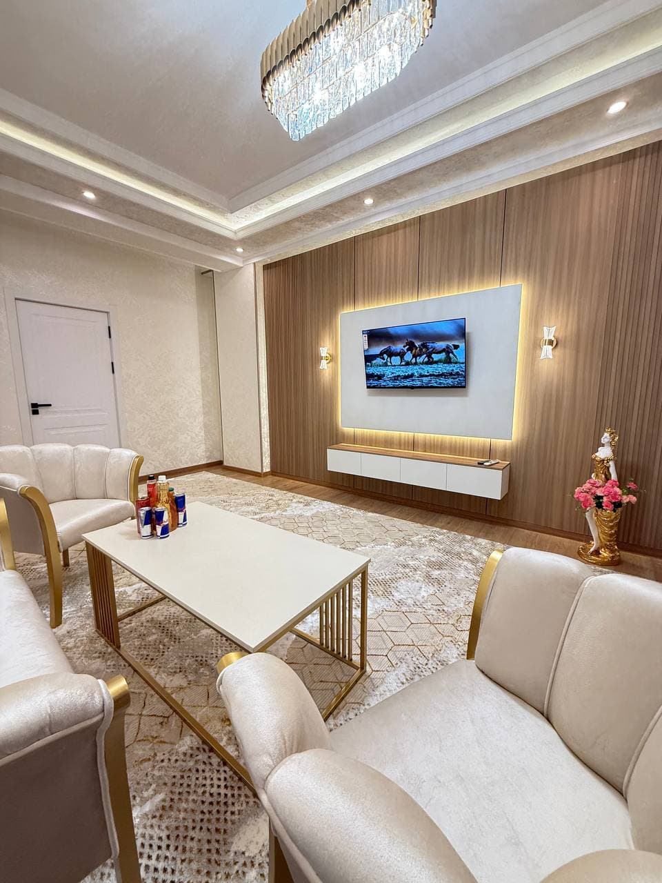 Silk Road Retreat City Centerr 2
